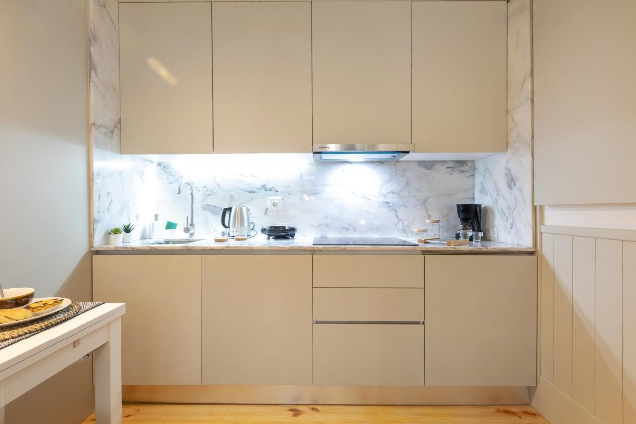 Sol Modern Studio @ Batalha Metro ปอร์โต ภายนอก รูปภาพ